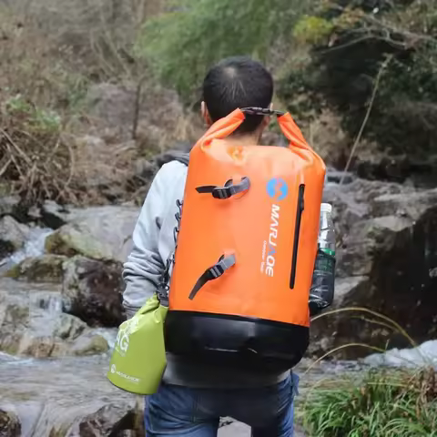 Sac à dos étanche 30L IPX6 trekking rivière